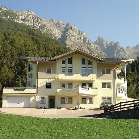 Appartementhaus Pinnisblick Neustift im Stubaital Luaran gambar