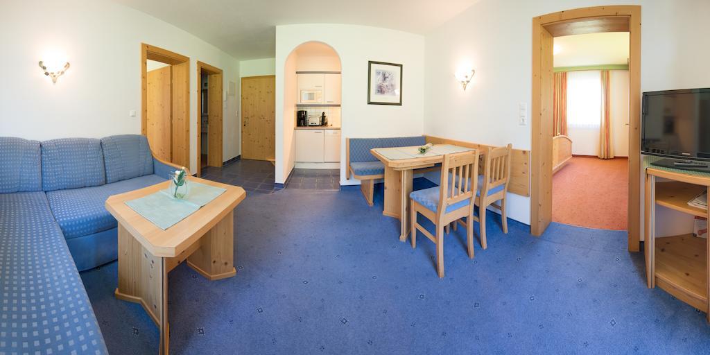 Appartementhaus Pinnisblick Neustift im Stubaital Luaran gambar